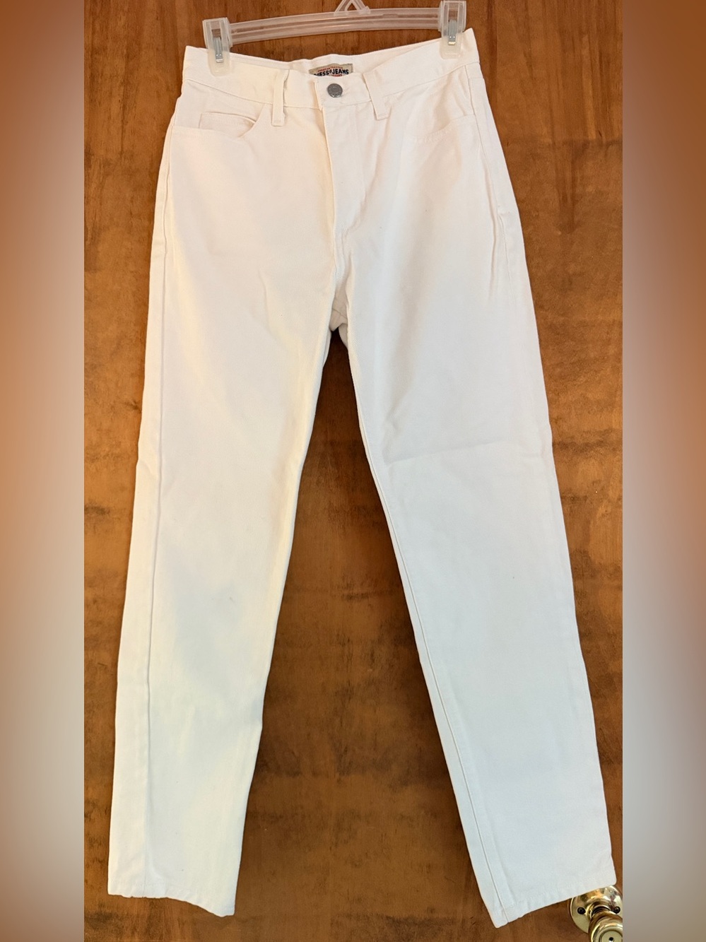 GUESS Women’s Straight Leg Jeans in White
